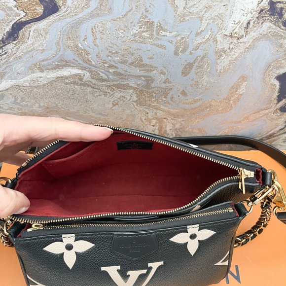 Louis Vuitton Empreinte Monogram Giant Multi Pochette Crossbody Bag - Picture 9 of 15